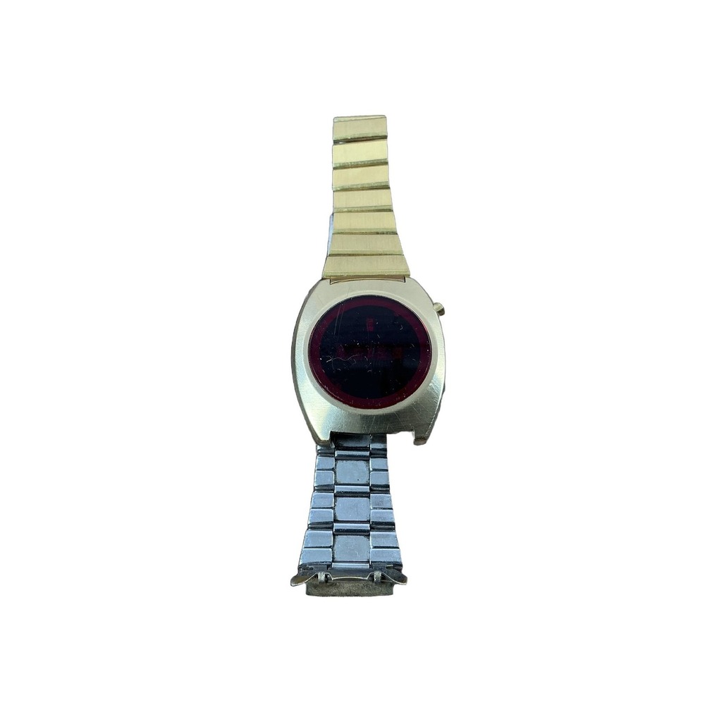 Waltham Solid State Quartz LED Digital Watch Waltham 1970s